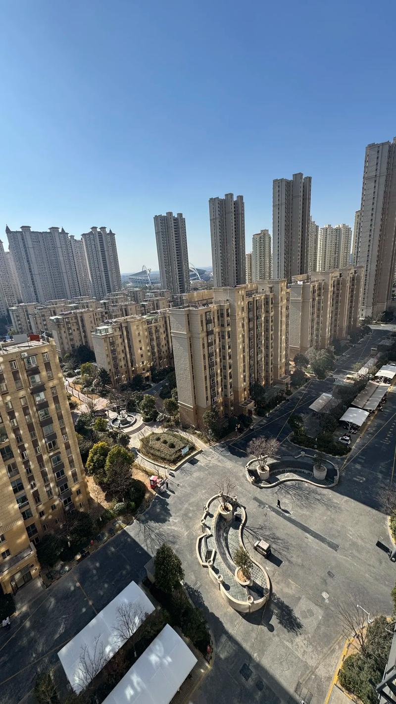 大瀚房地产开发有限公司-图3 大瀚房地产开发有限公司-图3