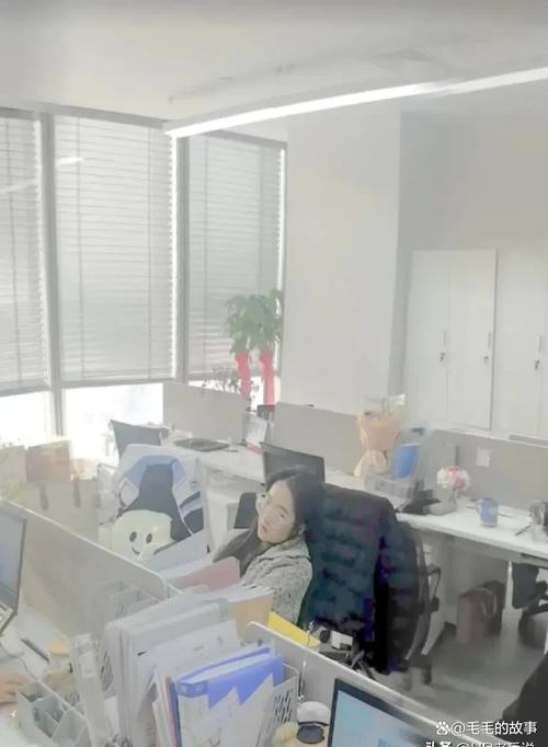 小公司HR如何突破职业瓶颈？-图1