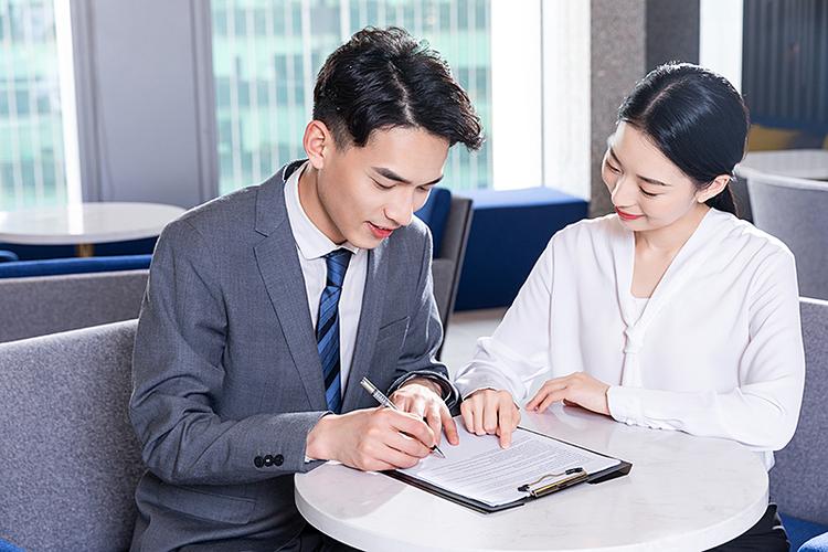 同一员工如何合法服务于两家公司？-图2