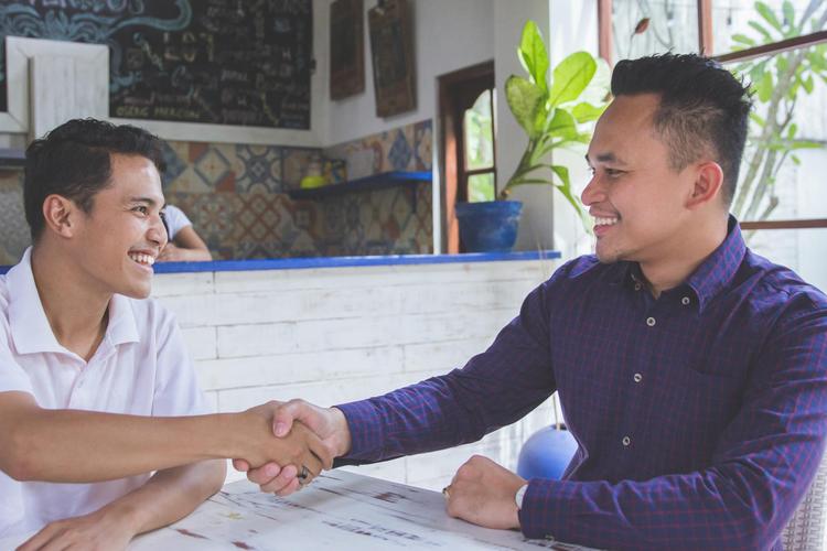 同一家公司两个人事-图2 同一家公司两个人事-图2