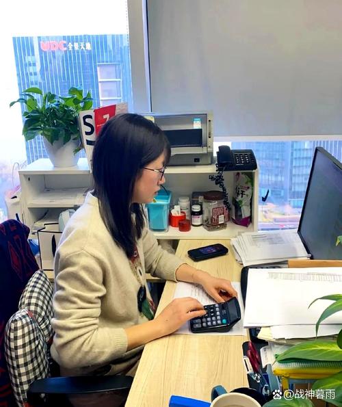 员工上班做微商,公司该如何应对?-图3 员工上班做微商,公司该如何应对?-图3