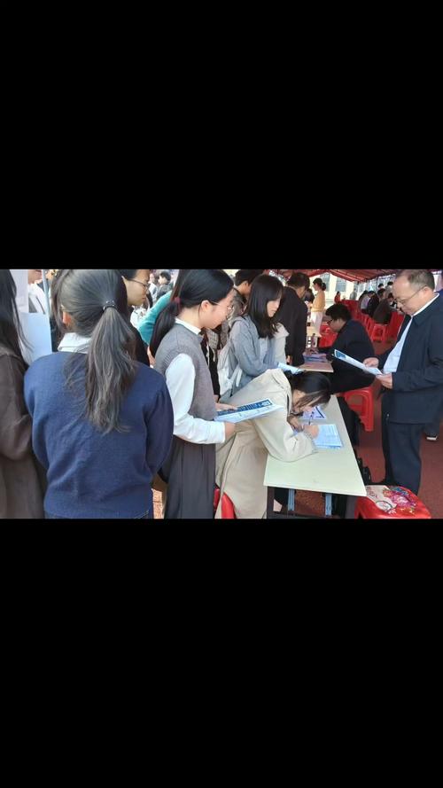 萍乡学院招聘啥岗位？要求多少？-图3