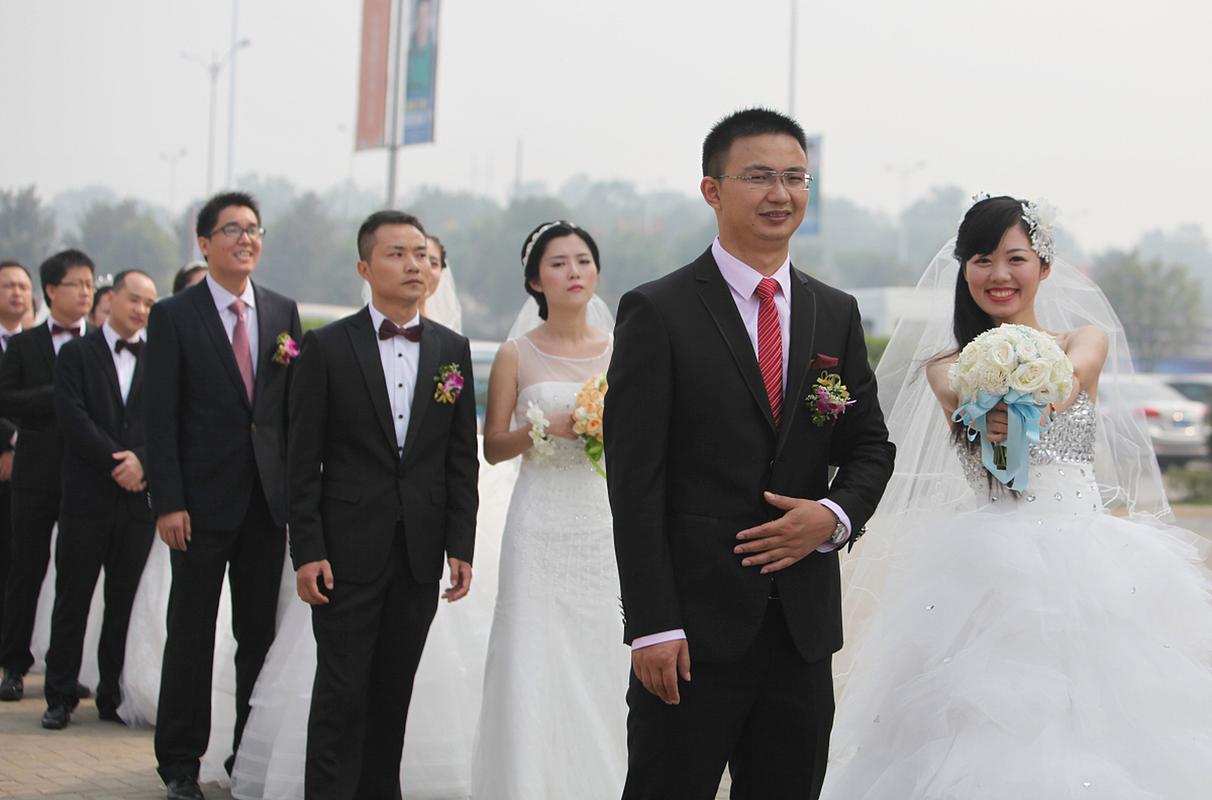 同事结婚,公司该管吗?-图1 同事结婚,公司该管吗?-图1