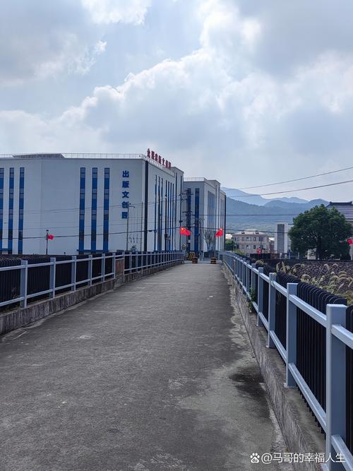 兴义市龙华责任有限公司是做什么的?-图2 兴义市龙华责任有限公司是做什么的?-图2