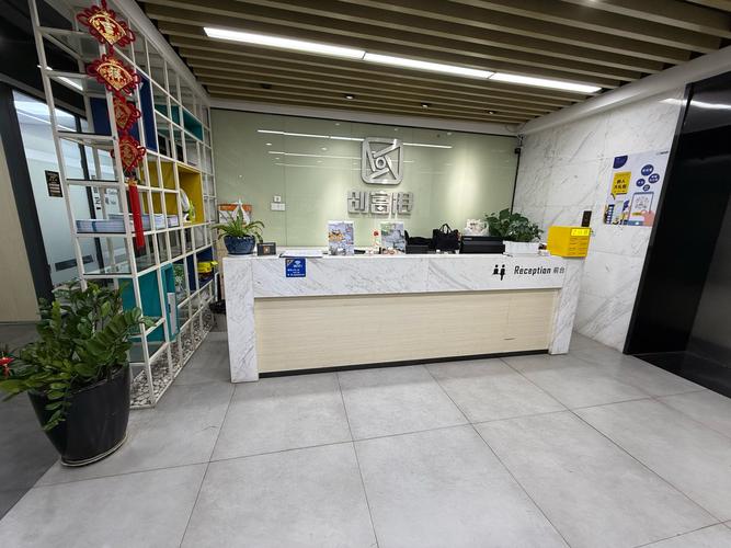 小公司行政为何还得坐前台？-图1