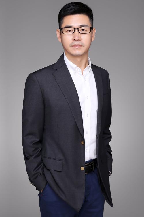 人力资源市场公司总经理如何引领行业变革？-图1