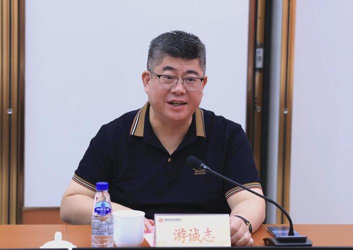 人力资源市场公司总经理如何引领行业变革？-图2