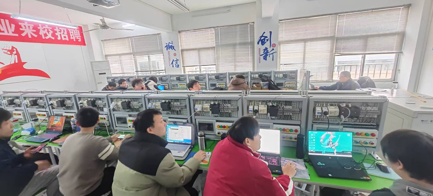 PLC编程招聘,技能要求有哪些?-图2 PLC编程招聘,技能要求有哪些?-图2