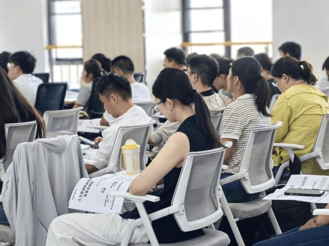 人力资源公司培训班有何独特优势？-图1