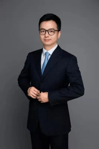 罗明是哪家公司的员工？-图2